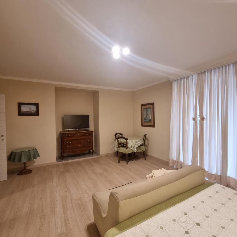 Toledo'S Rambla Casa Vacanze Наполи Екстериор снимка